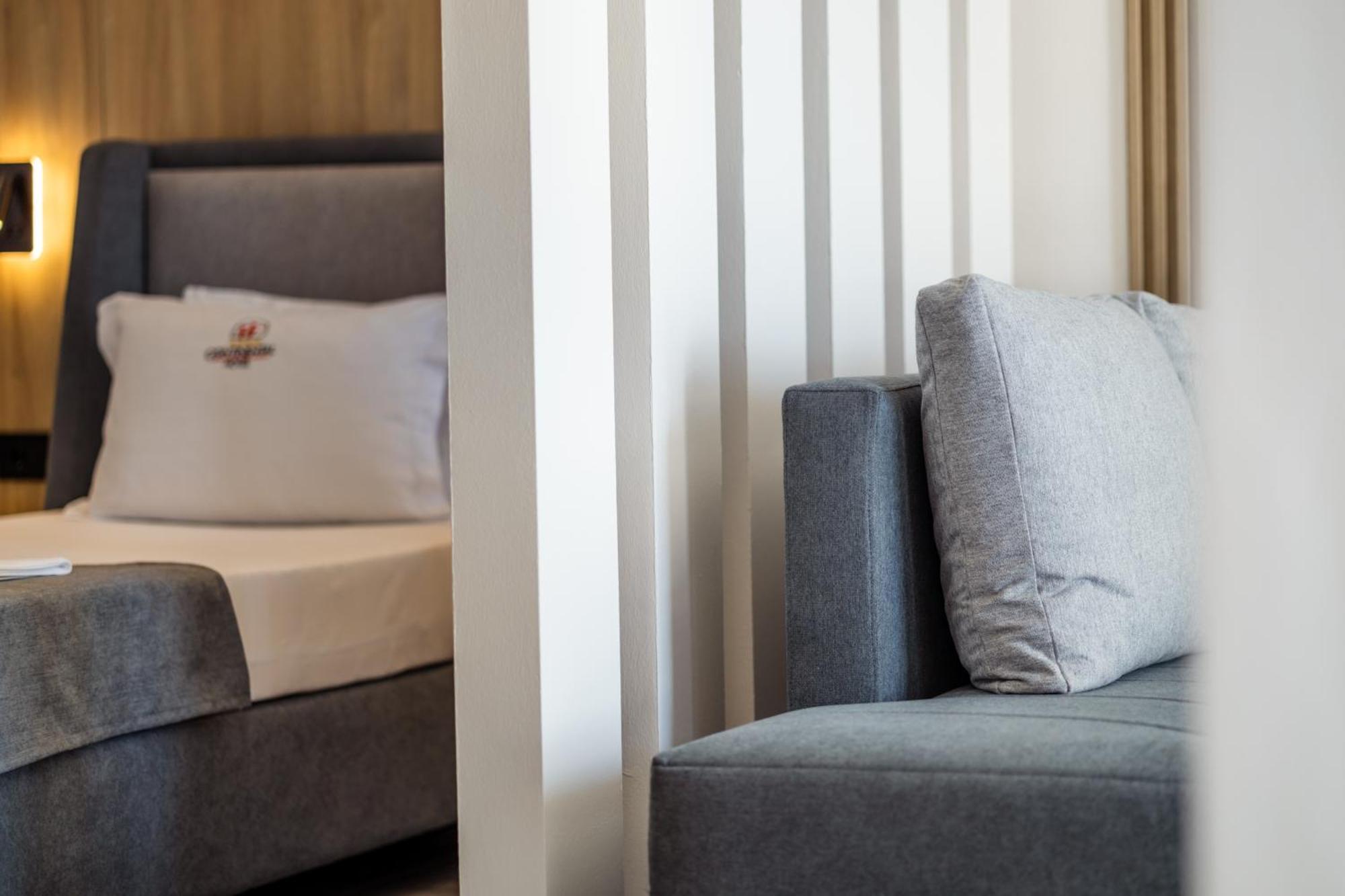 Continental Hotel อุลซิน ภายนอก รูปภาพ